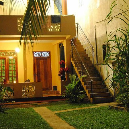 Kumara Guest House Unawatuna Eksteriør billede