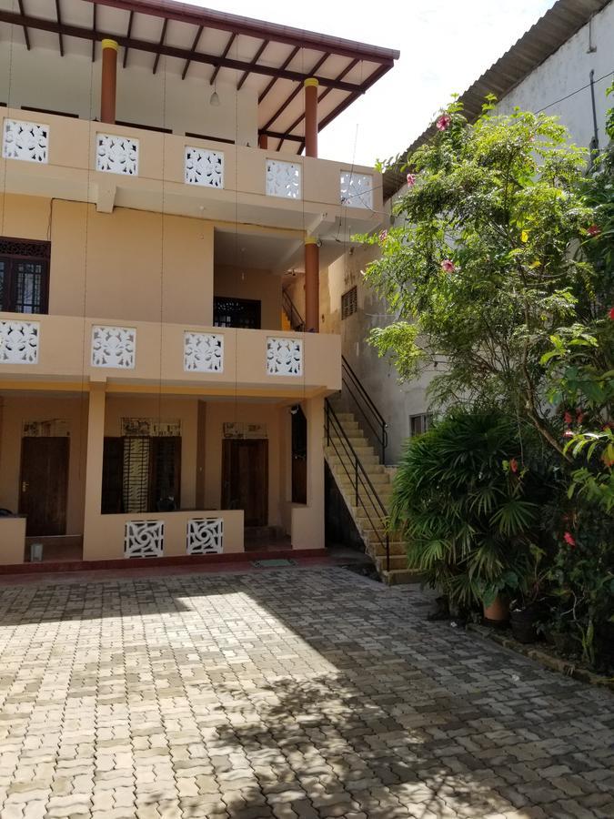 Kumara Guest House Unawatuna Eksteriør billede